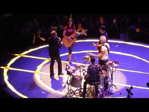 NEW! HD U2 brings fan Stephanie on stage for Angel of Harlem & All I Want is You. Toronto 07/07/15