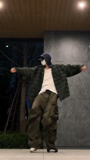 JJ Lin's Trendy Dance Challenge: Follow the Beat, Win the Trend