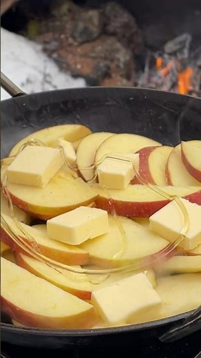 雪原で究極の焼きリンゴをつくる！Make the ultimate baked apples in the snow!#camp #asmr #easelartstudio