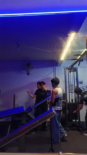 flexx with gymbroo #fyp #fyppppppppppppppppppppppp