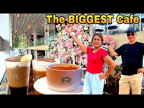 Ang ganda dito! Massive, multi-level rooftop café😲