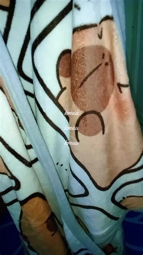 This fleece blanket will keep you warm. It is soft and smooth on skin. Designs are cute ☺️ Available in different sizes. #blanket #fleece #capybara #fyp