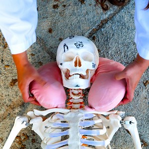 9.1K views · 32 reactions | Life-Saving DIY First Aid Tricks ⚠️ | 3-Minute Hacks | Facebook