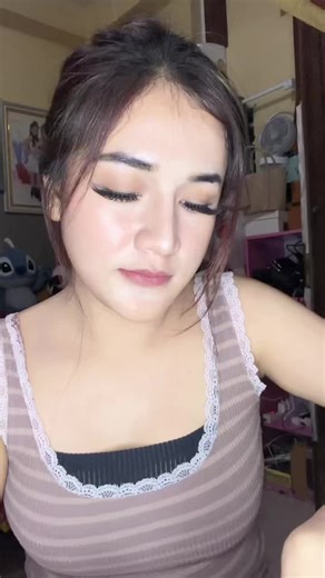 By PyPy on Instagram: "ណែមនឹងឆ្ងាញ់មែនអត់ហ្ន៎😜"