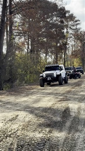 Xtreme Off Road Park & Beach on Instagram: "Union 4x4 group knows how to pick a perfect day for trail riding with the crew o|||||||o"