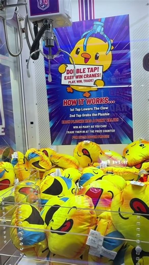 Winning an 😛 #emoji on a #clawmachine at #cedarpoint