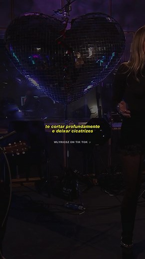 Nothing Breaks Like a Heart - Mark Ronson ft. Miley Cyrus | Tradução