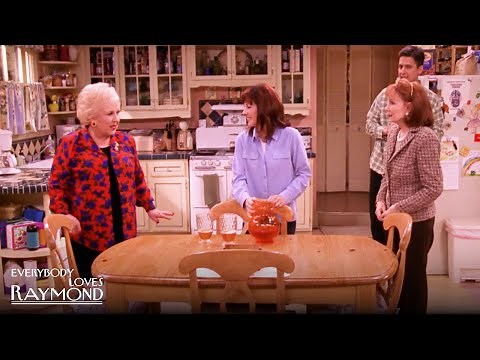 Mom & Mom | Everybody Loves Raymond