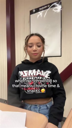 #foryou #relatablecontent #relatable #foryoupage #4thperiod #class25 | Chisme Meaning