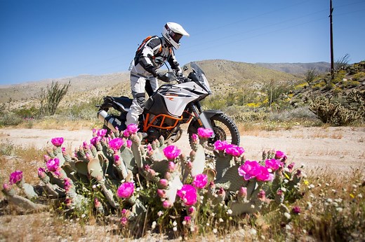 2017 KTM 1090 Adventure R - FIRST RIDE REVIEW
