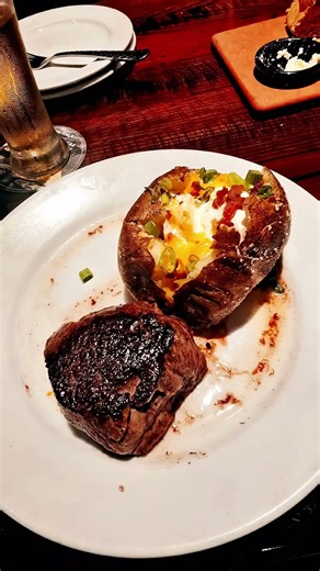 A taste of Texas in Orlando ? LONGHORN STEAKHOUSE