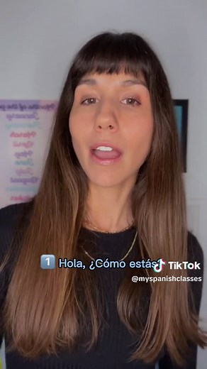 👉🏻 3 ways to say hello in Spanish 😎#learnontiktok #spanish #learnspanish #latinspanish #argentinianspanish #spanishteacher #spanishlesson