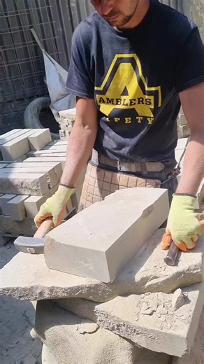 6.5K views · 130 reactions | Stone Splitting Explanation #stonemason #sandstone #Explanation | The Yorkshire Stone Dresser | Facebook