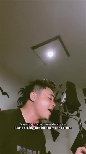 Lagu 100 Juta oleh Alan Darmawan