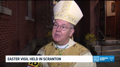 St. Peter's Cathedral hosts Easter vigil in Scranton
