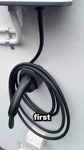 94K views · 2.6K reactions | Ben and his family in Kingsford are among the first Aussies using vehicle-to-grid charging. Their EV is now powering their home with solar energy even when the sun isn't shining. Our government is getting on with the job of making sure all Australian's have access to the cheapest form of energy, bringing down their bills for good. Matt Thistlethwaite MP | Chris Bowen MP | Facebook