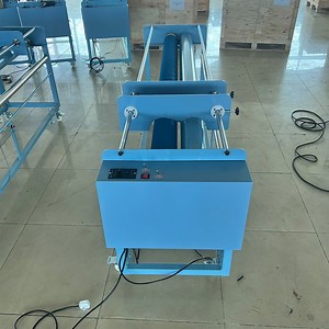 [Hot Item] Speed Control Forward and Reverse Automated Arrangement Cloth Fabric Placement Feeder Machine