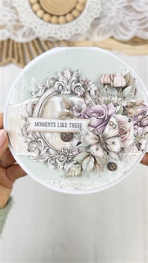 Easy round shaped shabby chic card #cardmaking