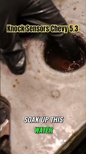 HOW TO CHANGE KNOCK SENSORS ON CHEVY 5.3/6.0 👊🏾💥 #lsswap #howto #diy