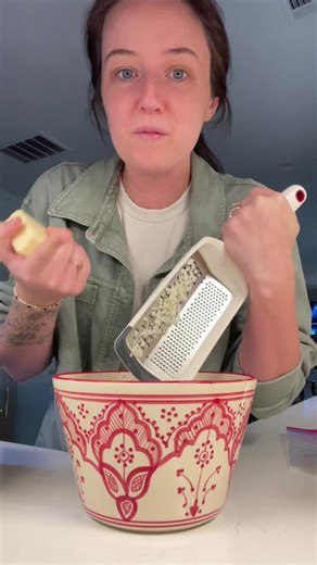 Count how many times I said the word cheese. This is the best cheese grater! #fyp #cheese