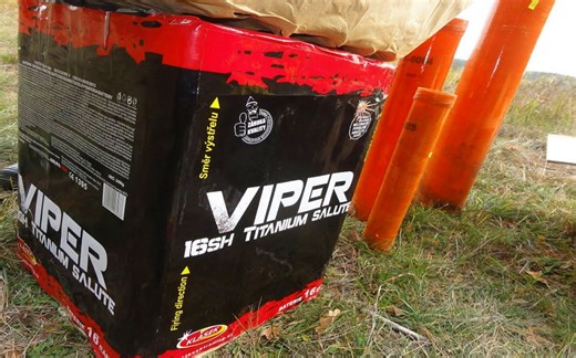 Mega XXL Fireworks Compilation [烟花]