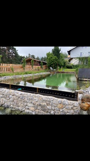 …. und die nächste Baustelle …. Top👍 Kein Chlor! Pure Natur! Tauchen Sie ein in www.schwimmteich.com! Ob modern, klassisch oder ganz natürlich…. wir beraten Sie gerne per Mail, Telefon, Videochat oder vor Ort Termin. Rufen Sie an: 43 664 88787854. 100% Natur. Keine Chemie. Kein Chlor. Kein Wasserwechsel. Tauchen Sie ein in www.schwimmteich.com👉 folgen Sie uns auf Instagram und lassen sich inspirieren: naturpoolrabags✅100% ohne chemische Zusätze dank RABAGS✅Pflegeleicht durch ausgereifte Selbst