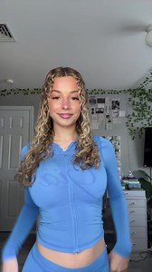 kirapregiato_backup (@kirapregiato_backup)’s video of Rule The World Shake It