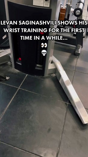 Levan Saginashvili shows his wrist training for the first time in a while… 👀💀 #levansaghinashvili #devonlarratt #wrist #forearms #training #workout #viral #viraltiktok #viralvideo #foryoupage #foryou #fyp