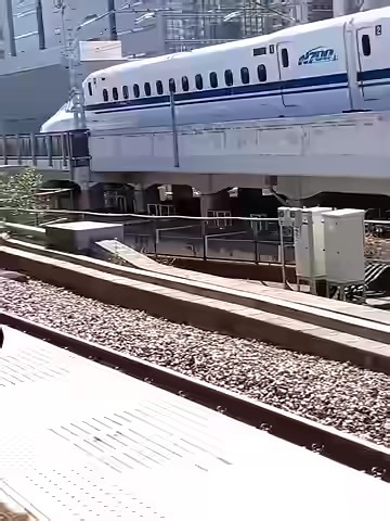 新幹線アナウンスの面白さと体験