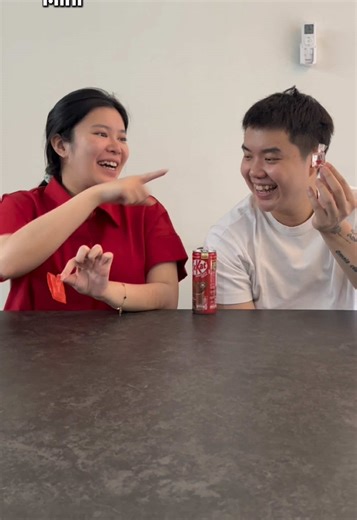 sapu lidinya bikin sendiri ✌️ Kalo KitKat Chocolate Drinknya beli di supermarket dan minimarket terdekat! #juanneve #sengsengseng #sengsengsquad #KitKatChocolateDrink #AdaBreakAdaKitKat @KITKAT_ID