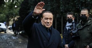 Il maggiordomo di Berlusconi ad Arcore: «Il bunga bunga? Una discoteca per il dopocena»