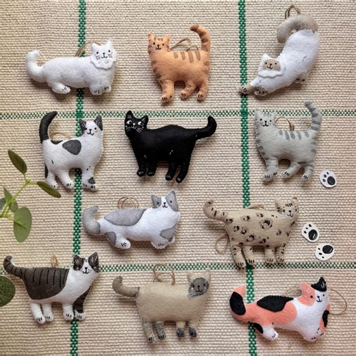 Hand Sewn Cat Ornament, Cat Decoration, Embroidered Cat Ornament, Cat Home Decor, Cat Portrait, Felt Cat Decoration, Embroidered Cat, Cats - Etsy UK