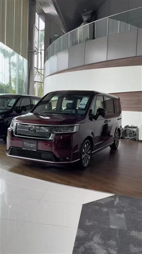 12K views · 40 reactions | Experience comfort without compromise with the versatile Ottoman seats in our All-New Honda STEP WGN Spada e:HEV. Book a test drive today - www.hondastepwgn.sg #HondaSingapore #KahMotor #Honda | Honda Singapore | Facebook
