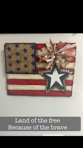 Dollar 🌳 supplies paint stir sticks turned into beautiful Fourth of July flag decor! You could embellish this so many different ways! I love the distressed vintage look and I think this turned out perfect. happy crafting @everyone . #crafts #crafting #diycraftsideas #diycrafts #FourthofJuly #patrioticdecor #patriotic #homecraft #diyhomedecor #DIYInspiration #diy #CraftingCommunity #craftingvideos #craftvideos ❤️❤️❤️❤️ 🇺🇸 🎇 💥 | Eat Sleep Craft Create