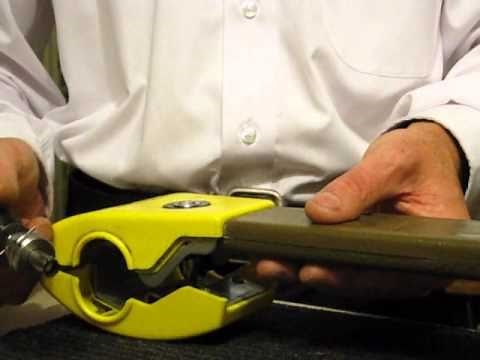 Picking A Car Crook Lock TUTORIAL In Seconds SECURITY WARNING