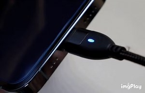 あらゆるデバイスの充電を、これ一本でノーストレスに！磁力が強く外れにくい｢マグネットケーブル｣