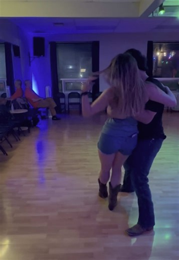 Goofing around featuring my ridiculous back sweat and @Justin Sowa 🎥: @Sam #countryswing#dance #country #fyp #swingdance #fypシ