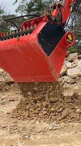 Why Choose ALLU Screening Buckets🔥 “I’ve been doing this for 40 years, this is the best screening bucket I’ve used,” Colin, Rick Davis Contracting 👉 Ready to demo in NSW, explore our full range of ALLU Screening buckets and ALLU Veloci Screening buckets 📱 1800 ATTACH 💻 www.eeaustralia.com.au/attachments #heavymachinery #excavator #digger #excavating #excavatorattachments #excavatoroperator #excavatorlife #earthmoving #civilcontractors #earthmovingaustralia #earthmovingmachinery #earthmovingd