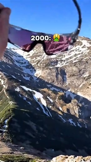 2000 vs 2026: A Technological Journey