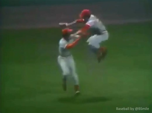 Today In 1975: The Cincinnati #Reds win the #WorldSeries defeating the Boston #RedSox in seven games! #MLB #History #Baseball #Postseason #BigRedMachine | Baseball by BSmile