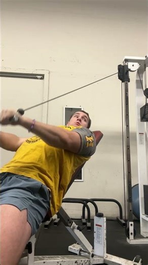 Tricep extension 90lb x15
