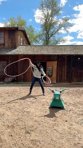 Ciara on Instagram: "CC the Cowgirl. 殺"