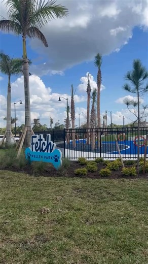 Paws what you’re doing because Fetch Dog Park in Wellen Park® is officially open! 🐾 This tail-wagging, 2-acre fenced paradise is packed with agility equipment, comfy seating, and plenty of room for zoomies, sniff sessions, and fur-bestie meetups. 🐕 And because Florida brings the sunshine, there are shady spots for pups (and their people!) to chill and cool off on those warmer days. ☀️ Stop by see and see what the bark is all about! 🙌 | Wellen Park Florida