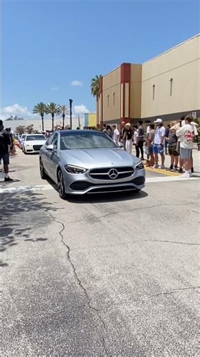 The Hamilton collection Windermere cars & coffee ‪@DezerlandPark‬ #trending #carshow