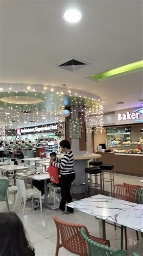 ROBINSON FUENTE CEBU #retiringinparadise #cebu #philippines #shorts #asiancity