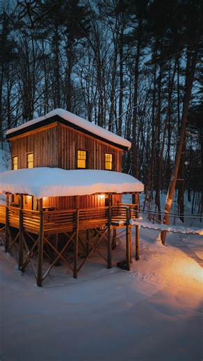 👇 Booking Details 📍Remsen, NY Share this with your partner and guess which cabin they’d fall in love with! 🫶 🌐 Book a stay at Evergreen Cabins through the link in our bio! (You can also SAVE $100 OFF your first stay) At Evergreen Cabins, we offer amenities like: 🏡 A-Frame w/ motorized bed 🏞️ Steps from pristine trails 🔥 Cozy fire pits 🌳 Treehouse w/ suspension bridge & waterfall 🛁 Spa Cabin w/ indoor waterfall 🌿 Private, serene surroundings ⛰️ Located just minutes from the Adirondacks 