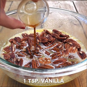 YOU (PE)CAN DO IT. 💪 Here's a recipe your holiday guests will go NUTS over. These Mini Pecan Pies from Lemon Tree Dwelling are packed with the delicious flavors of pecan pie in a fun individual sized portion. https://bit.ly/2D538FT | Pick 'n Save