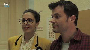 1. Spanish Sitcom. Presentaciones en español.