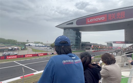 现场看F1 超刺激 太震撼了 B看台超近距离 F1赛车真的更火箭一样FIA Formula 1 World Championship shanghai