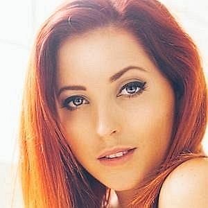 Lucy Collett – Age, Bio, Personal Life, Family & Stats | CelebsAges